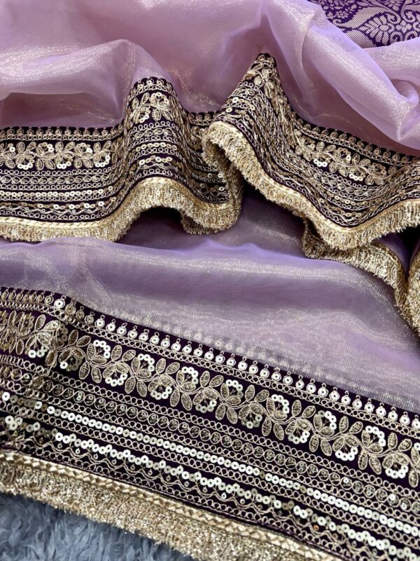 Women's Luxurious Mauve & Purple Art Silk Saree with Intricate Golden Zari & Broad Embroidered Border – Complete with Brocade Blouse for Festive & Wedding Wear - Image 2